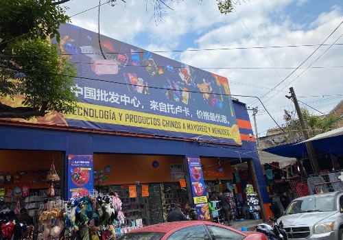 locación de plaza surticentro